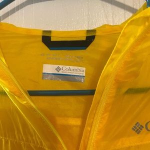 Columbia light rain jacket! Size small!